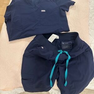 Figs Dark Blue Scrub Set with Turquoise Tie